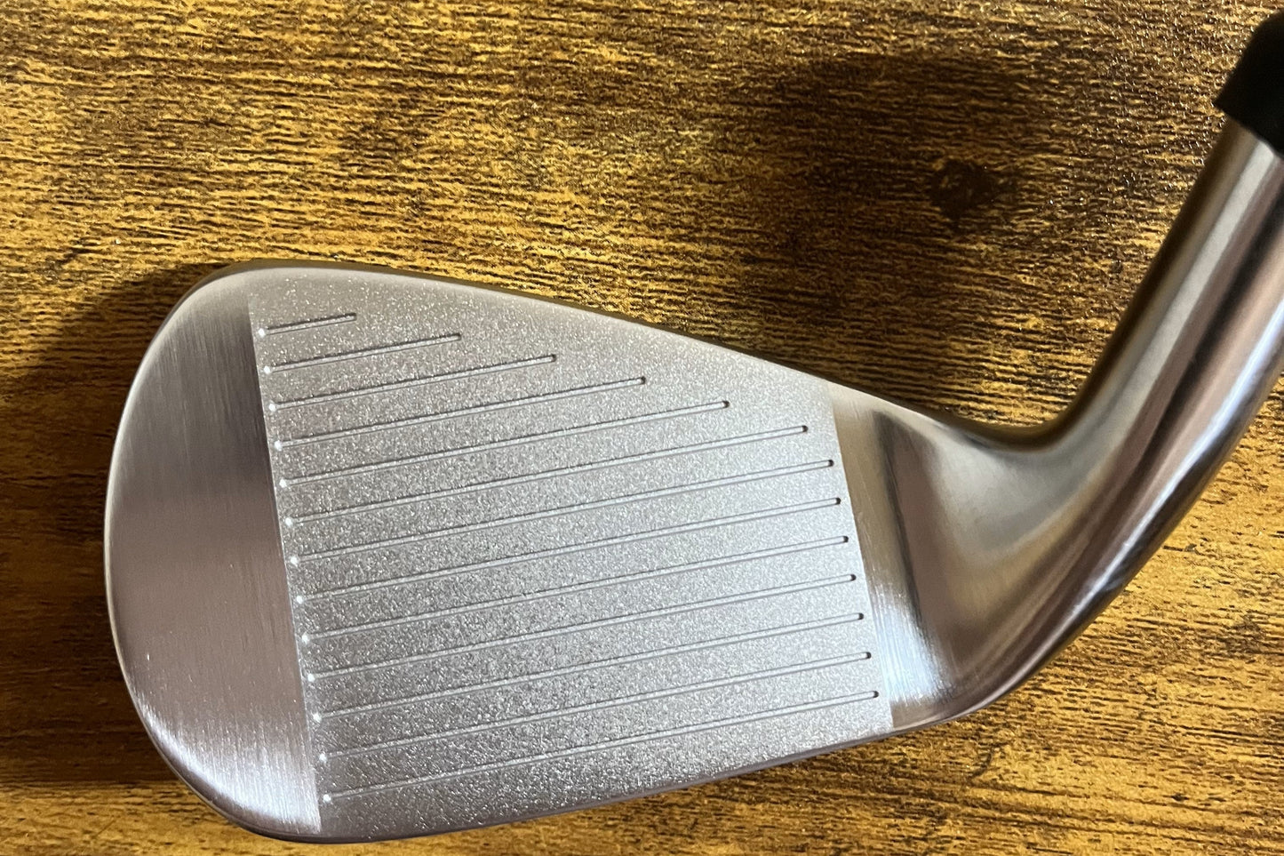 VXP VAPOR 1020 CARBON FORGED GOLF CLUB IRON HEAD FACE CLOSE